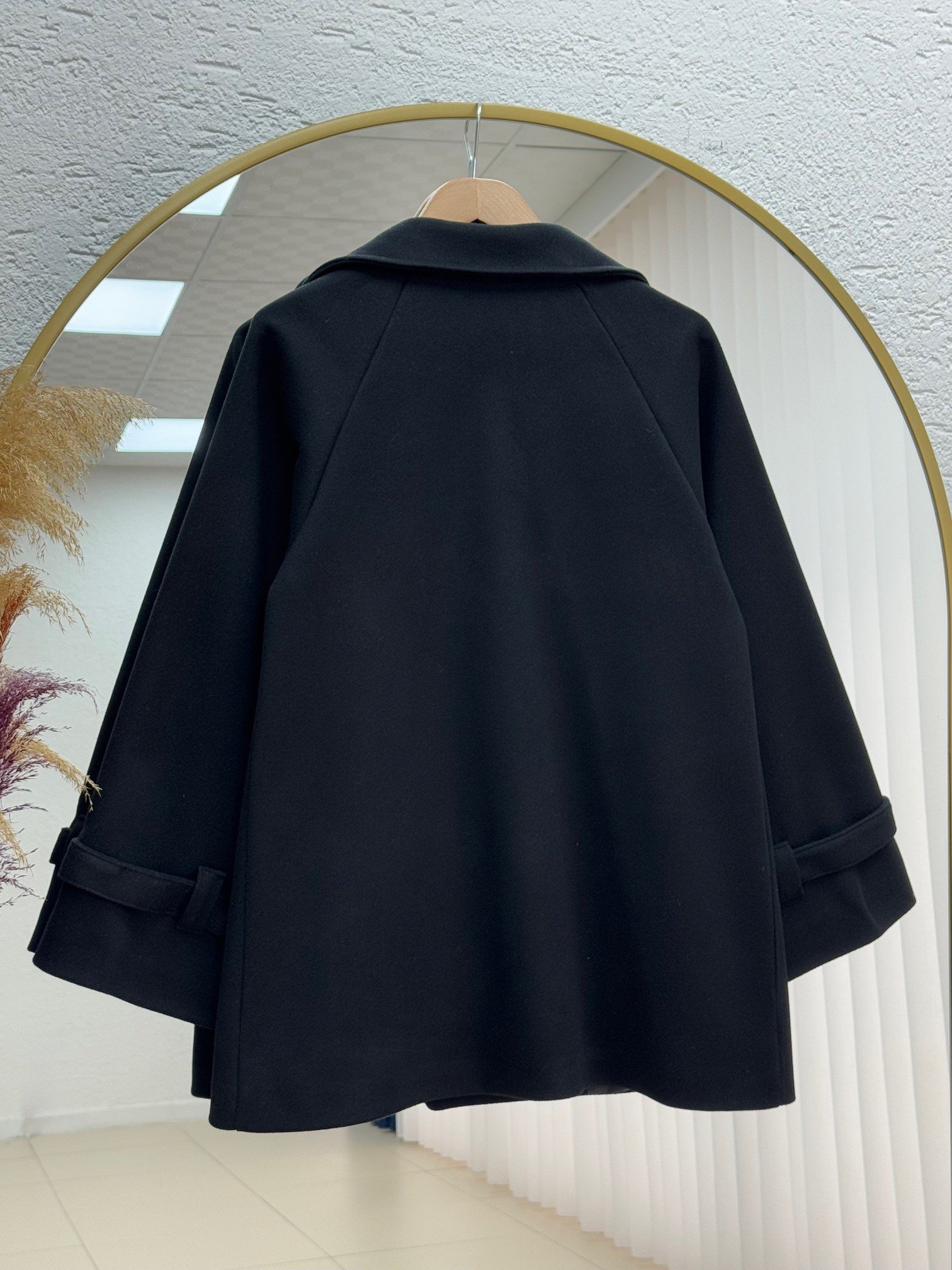 Nevuna Kolu Kemerli Metal Düğmeli Kısa Kaşe-Çİ921 Siyah