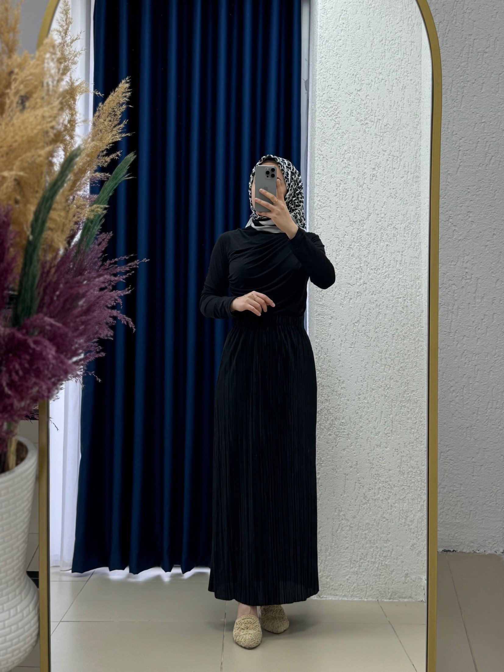 Ravora İnce Piliseli Astarlı Etek-ÜN506 Siyah