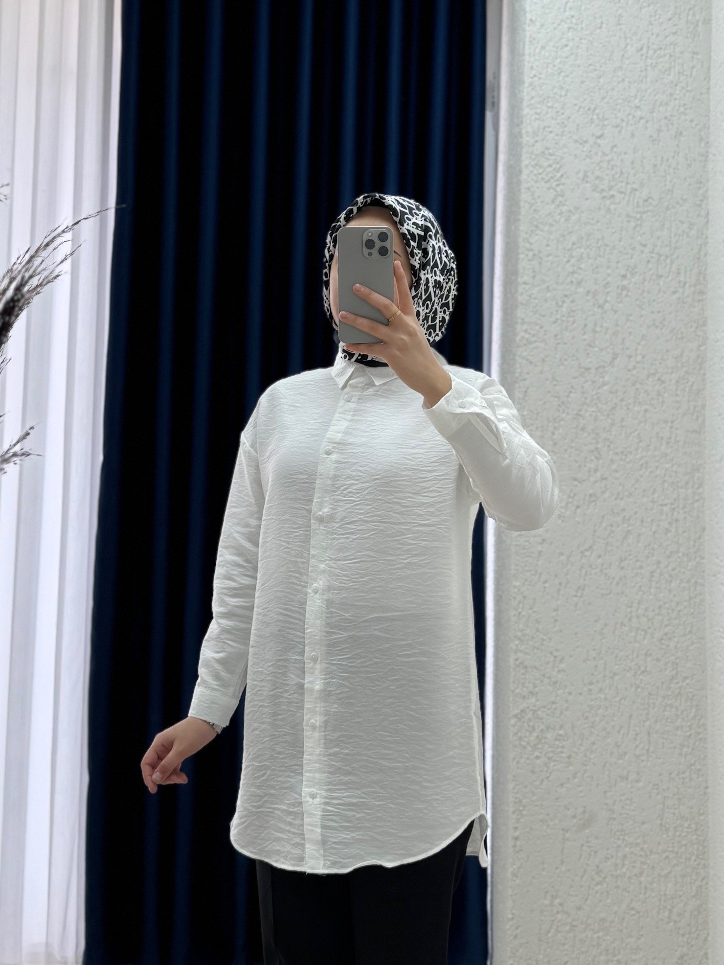 Sorique Önü Kısa Arkası Uzun Düz Çilek Gömlek-Zİ2137 Beyaz