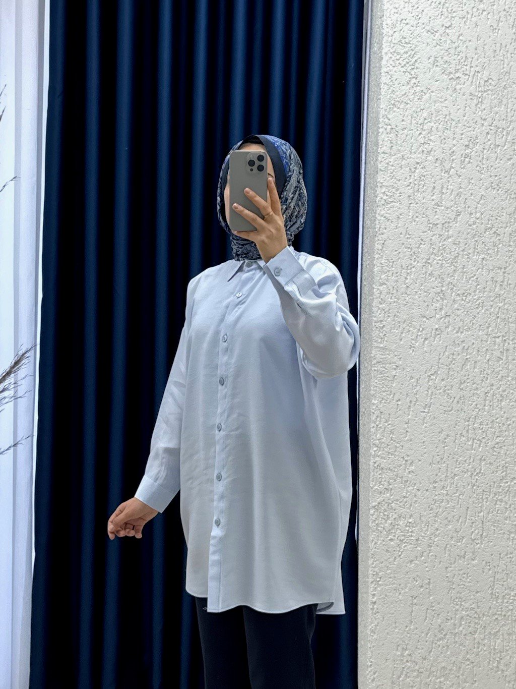 Verona Önü Kısa Arkası Uzun Modal Gömlek-PE215 Mavi