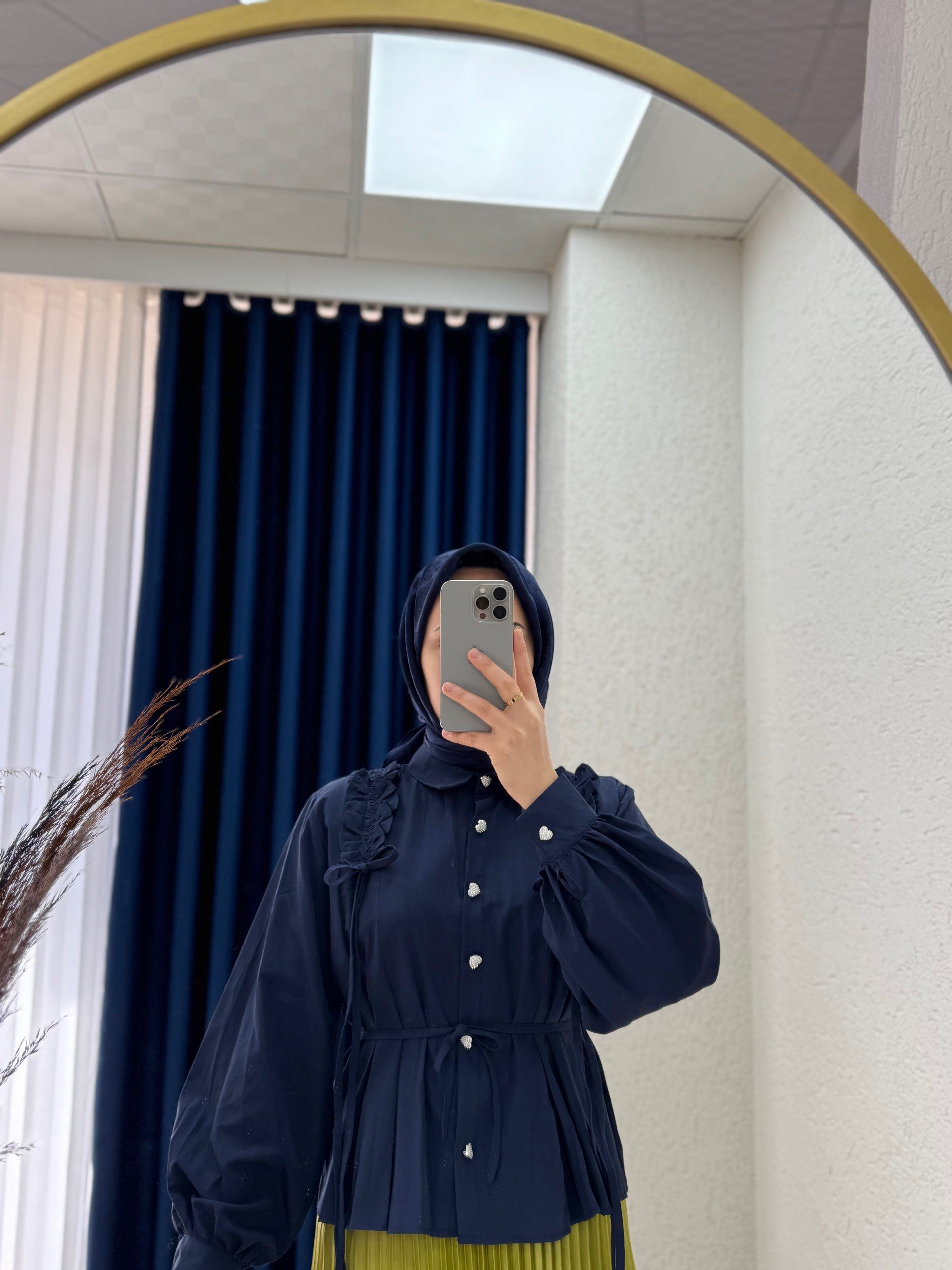 Yelique Omuzu Büzgülü Kısa Gömlek-BN4393 Lacivert