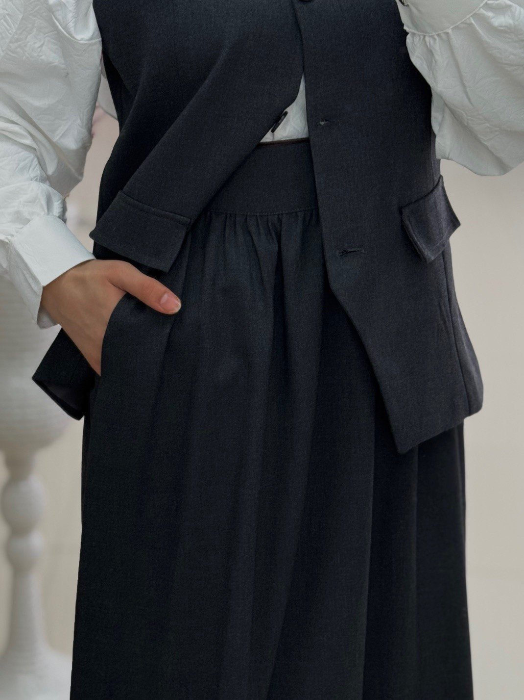 Zenetta Kemeri Zincir Detaylı Astarlı Yelekli İkili Takım-ÜN3000 Antrasit