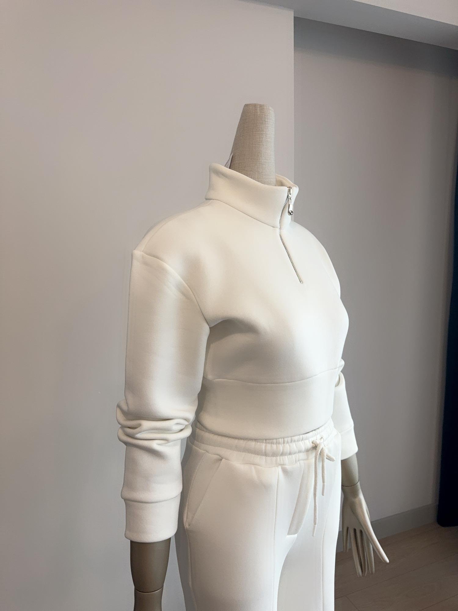 Boyun Fermuar Detaylı Ekru Crop Sweatshirt