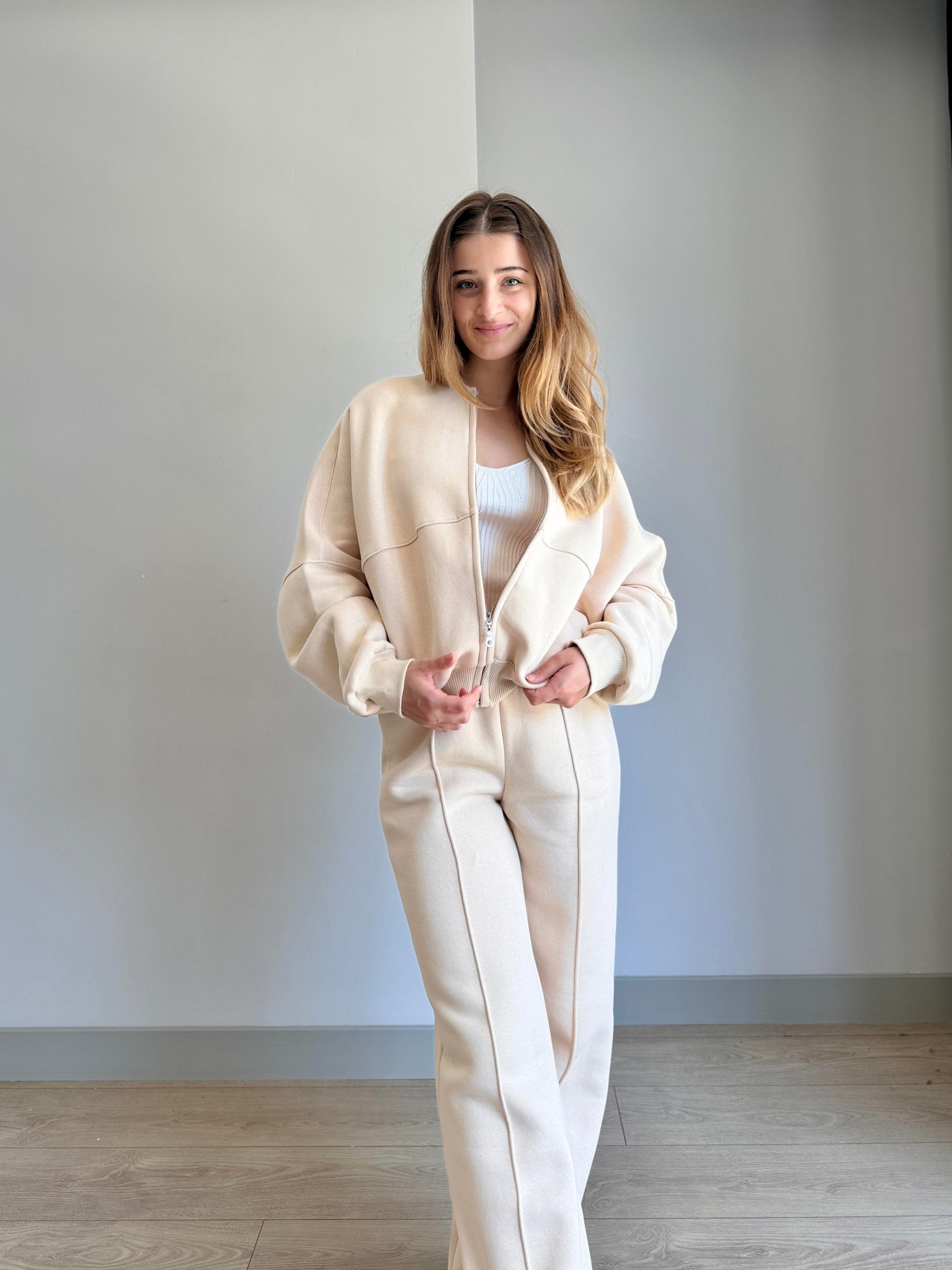 KREM FERMUARLI SWEATSHİRT EŞOFMAN TAKIMI