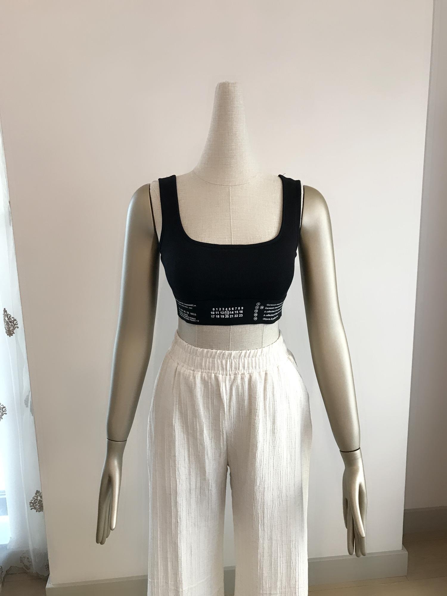 Lastik Detaylı Crop Top Atlet