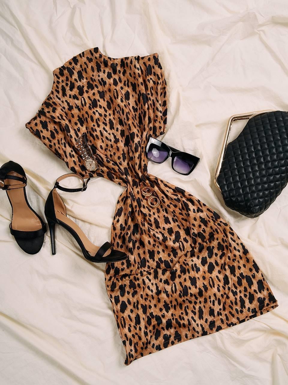 LEOPAR DESENLİ MİNİ ELBİSE