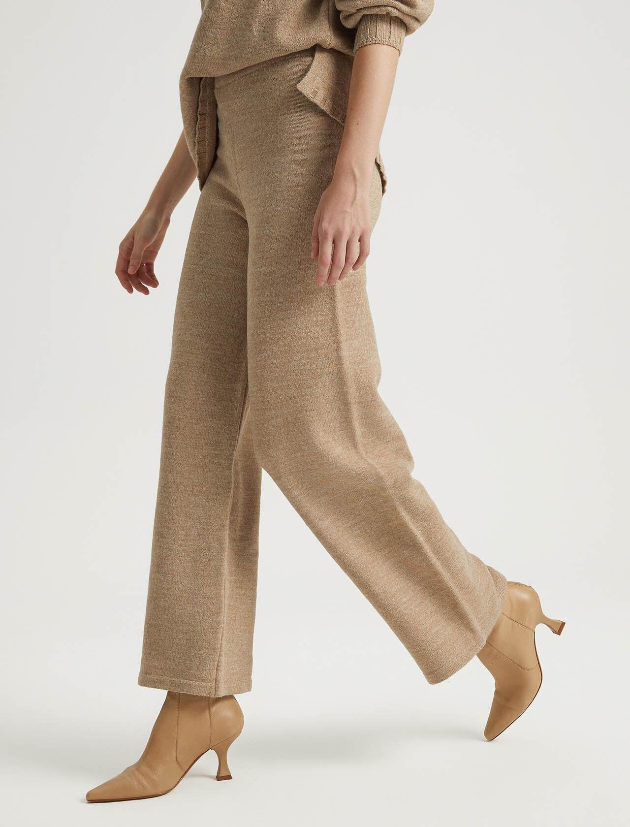 Premium Seri Bej Bağcıklı Bol Paça Pantolon