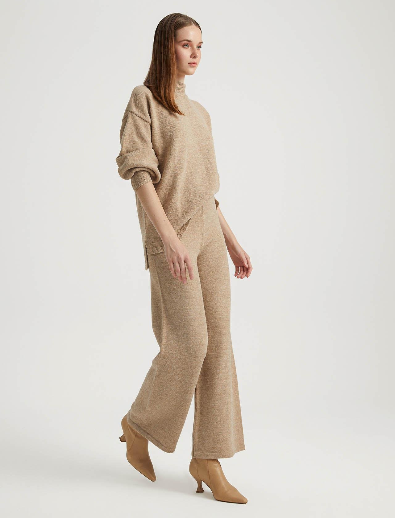 Premium Seri Bej Bağcıklı Bol Paça Pantolon