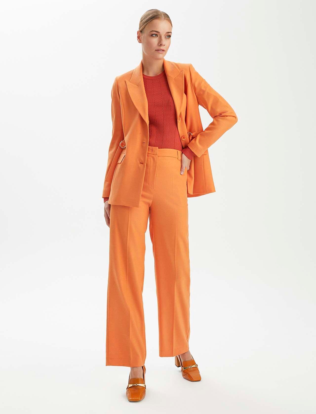 Premium Seri Burnt Orange Kemerli Toka Detaylı Cepli Ceket
