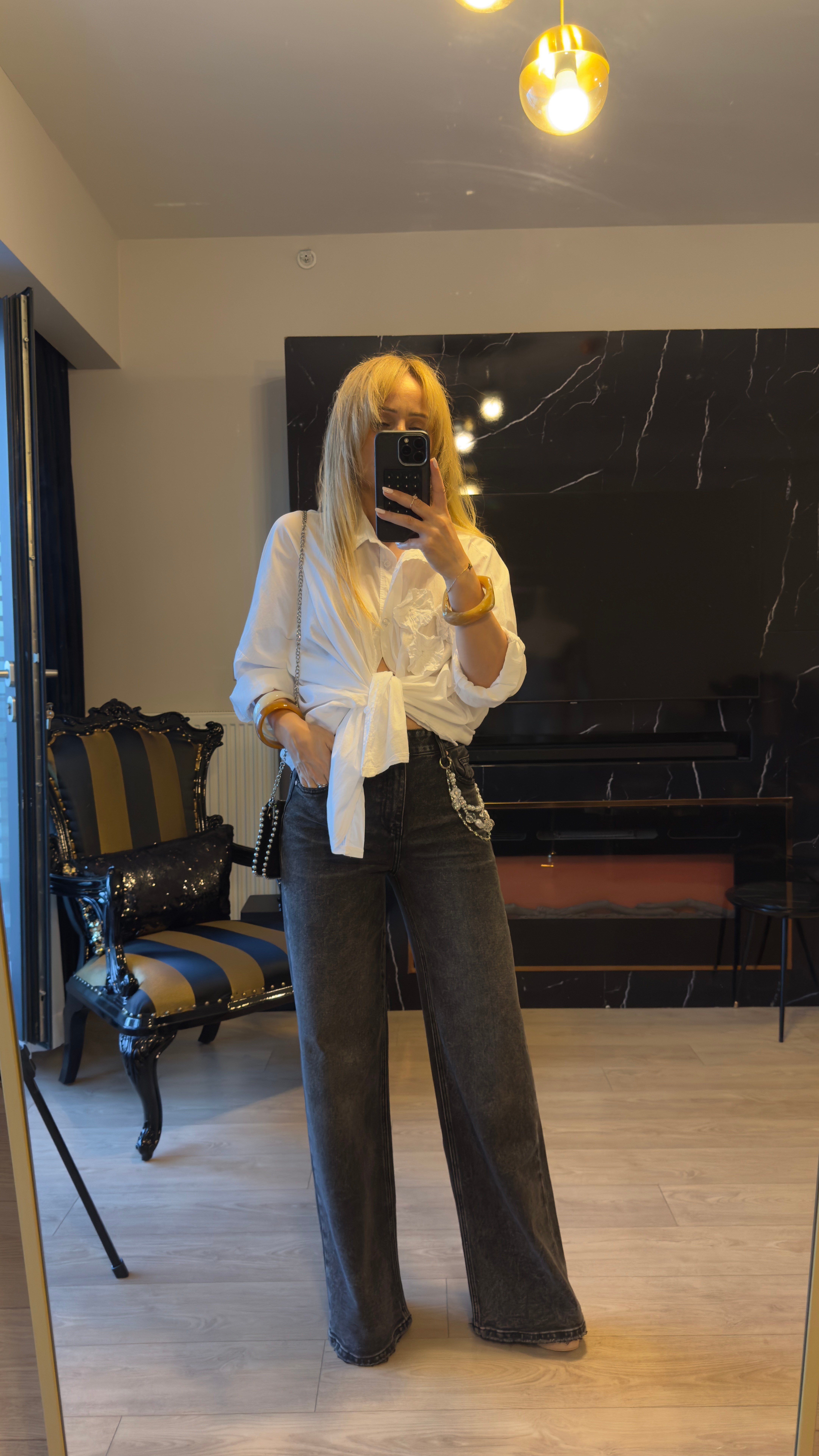 Siyah Aksesuarlı Yüksek Bel Wide Leg Jean