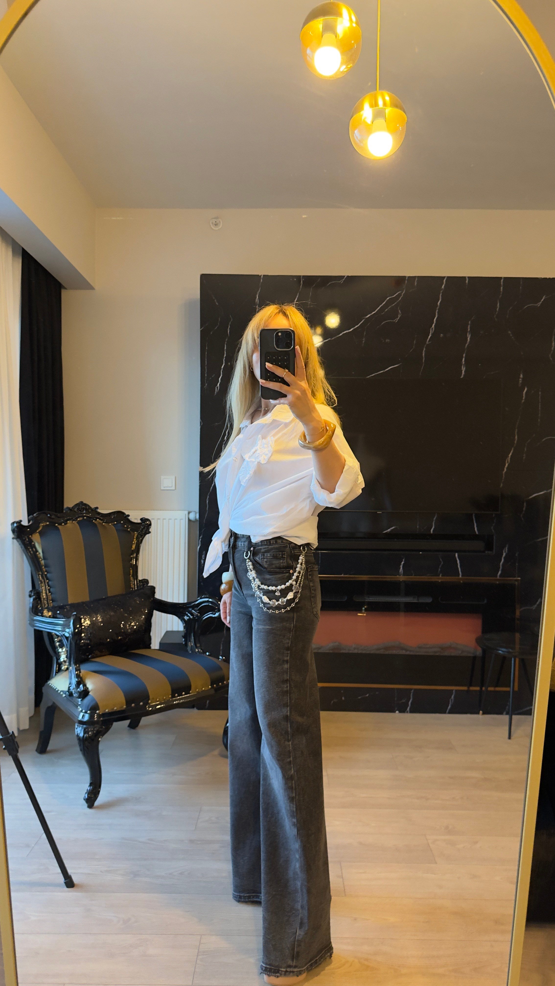 Siyah Aksesuarlı Yüksek Bel Wide Leg Jean