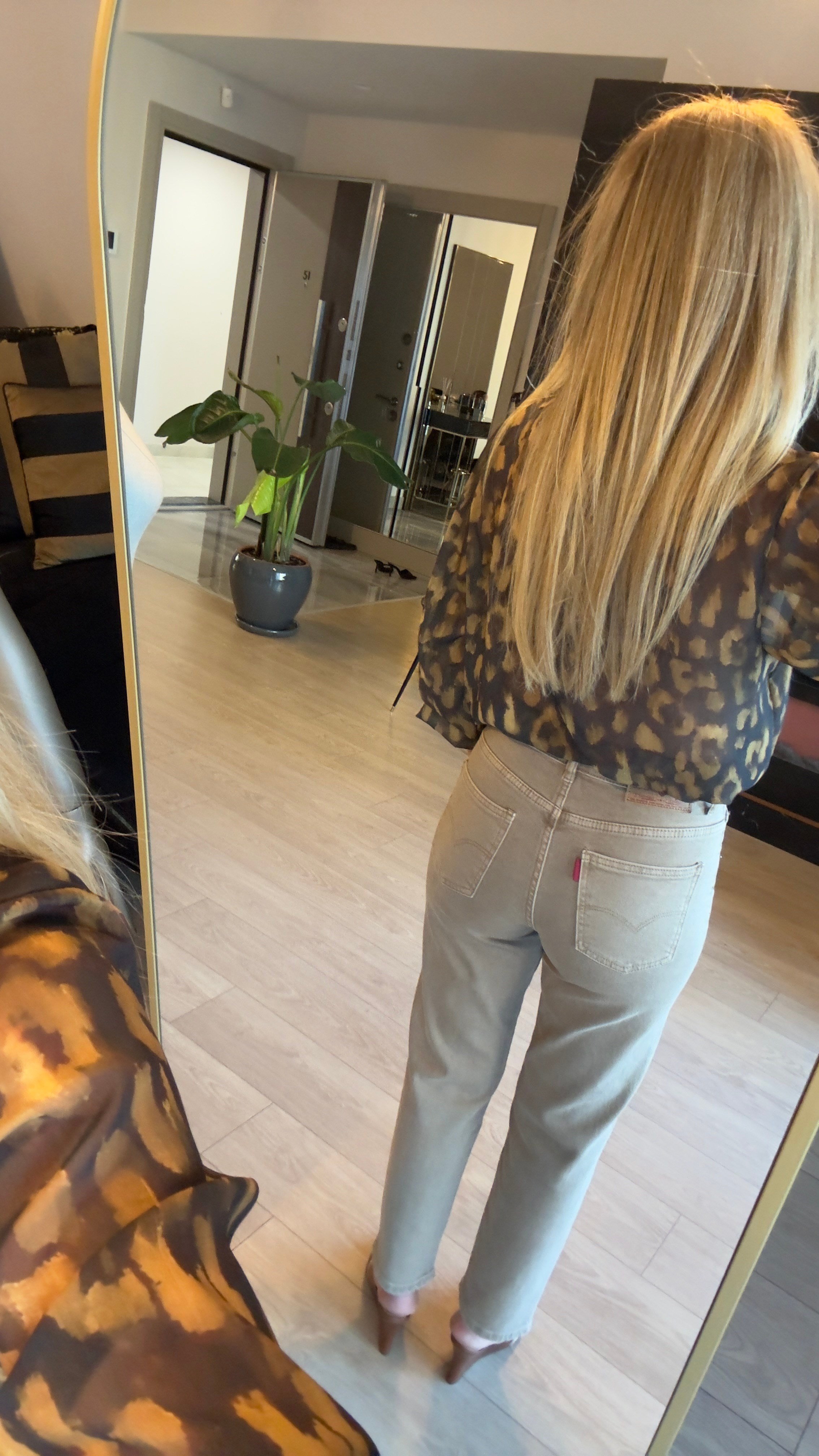 Taba Yüksek Bel Fıt Mom Jean