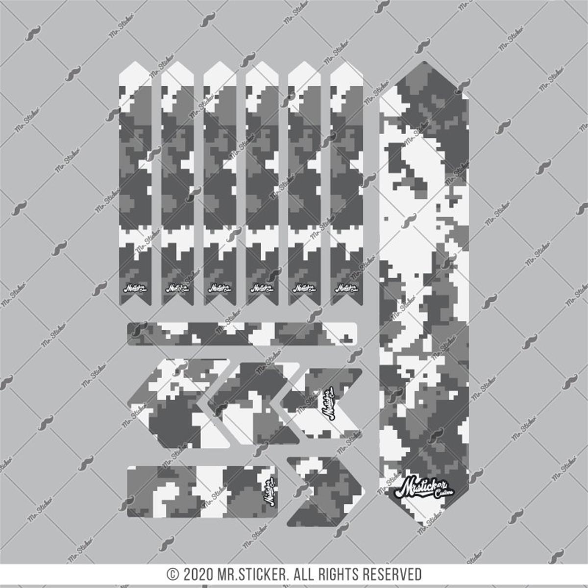 BCY26 Reflektif Cizilmeye Karsi Dayanikli Koruyucu Sticker Seti Pixel Kamuflaj Desen