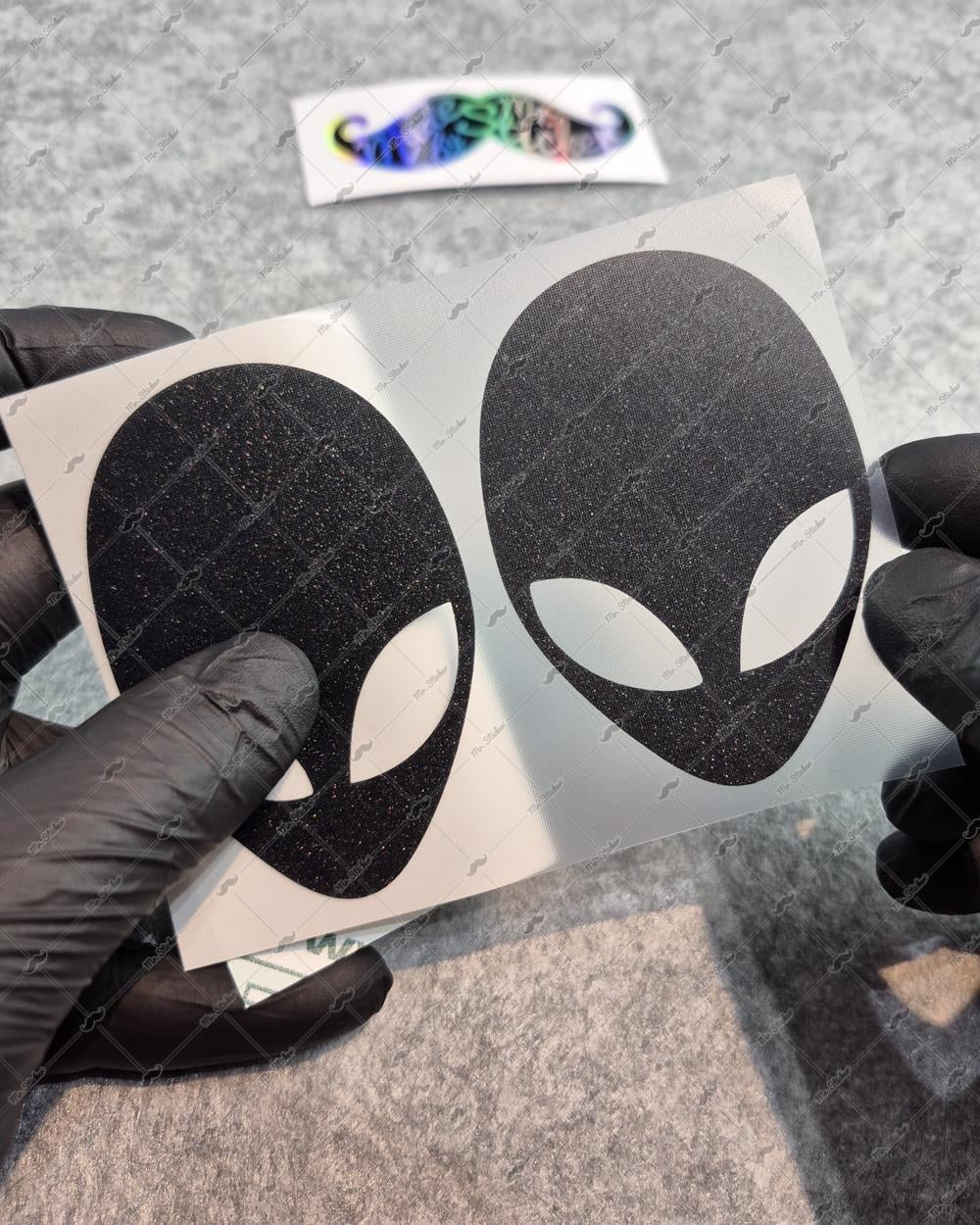 LMT16 Limited Edition Galaksi Efektli Uzaylı Stickerı