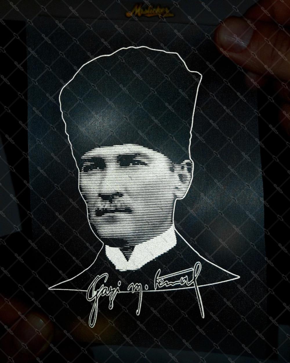 RFHLM109 Ozel Seri - Reflektif Cizgi Calismali Gazi Mustafa Kemal Etiketi - Orta Boy-Kucuk Boy Set
