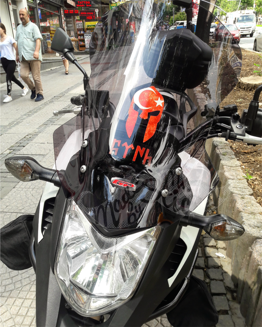 RFHLM67 Reflektif Savas Migfer Etiketi Gokturkce Turk Yazisi Ile