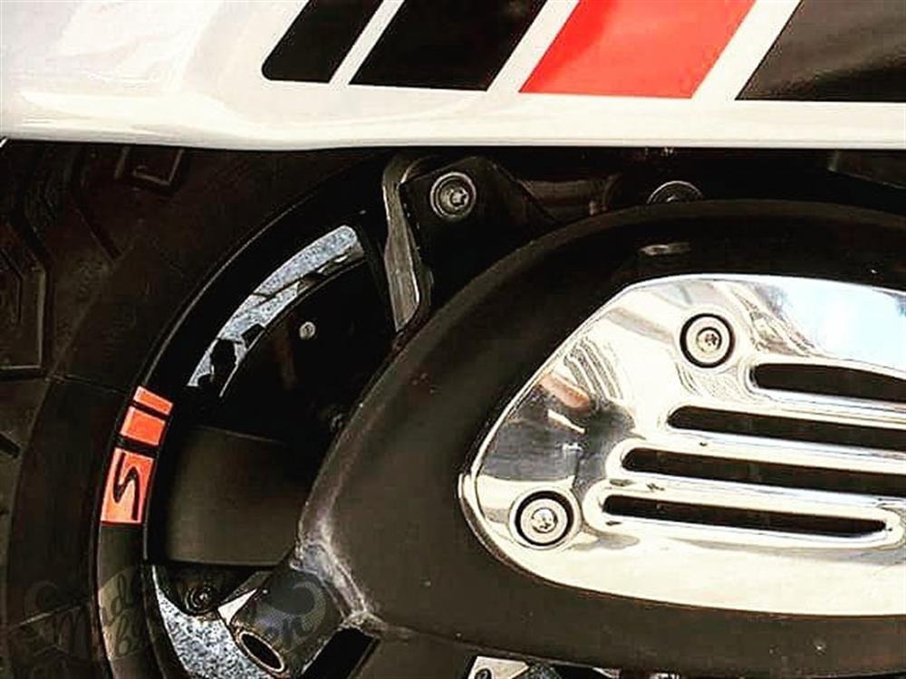 RFHLM83 Vespa Jant Sticker Seti - 4 ad Jant Uzeri Kirmizi Renk