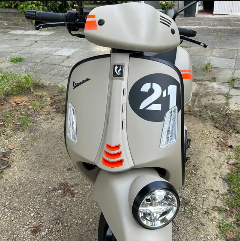STS44 Vespa Sei Giorni HPE Uyumlu Beyaz Reflektif Numaralı Custom Numara Seti