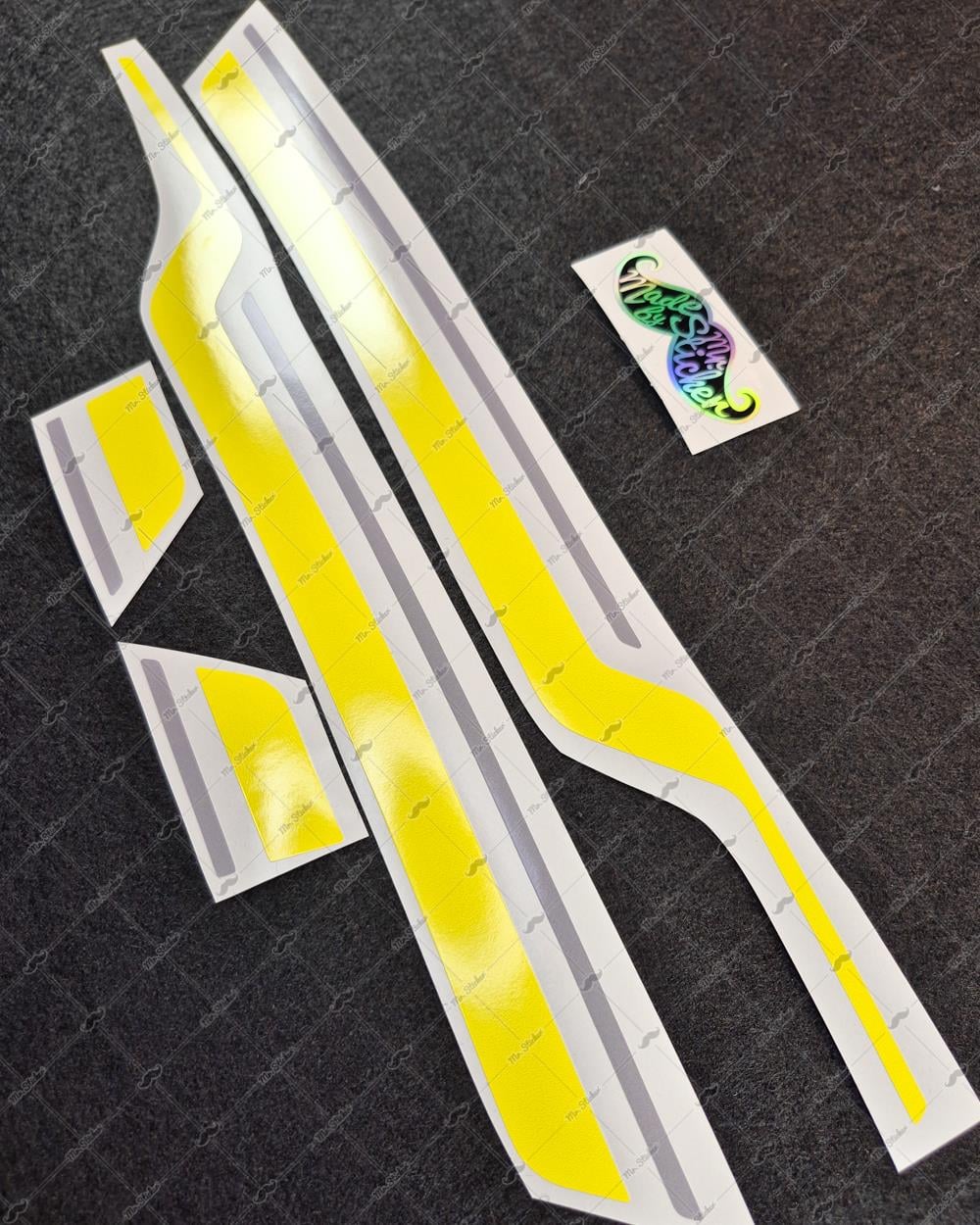 STS45 Vespa GTS 250 GTS 300 Uyumlu Yan Çıta Sticker Seti Renk Seçenekli