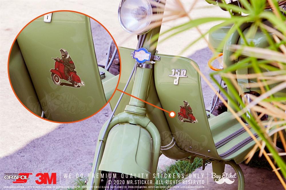 VSP25 Kirmizi Scooterli Kurukafa Etiketi