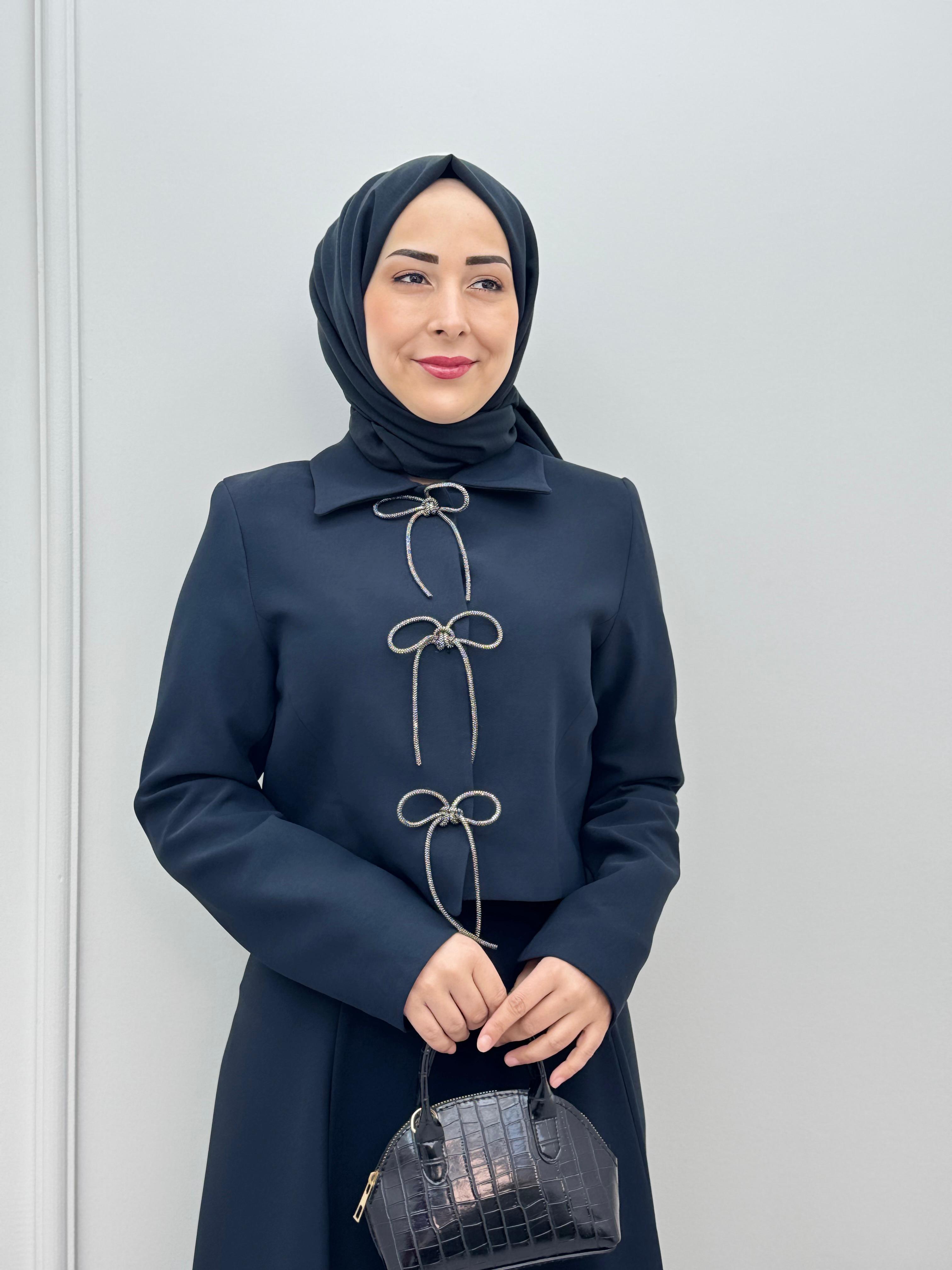 3788-Fiyonklu Takım-Siyah