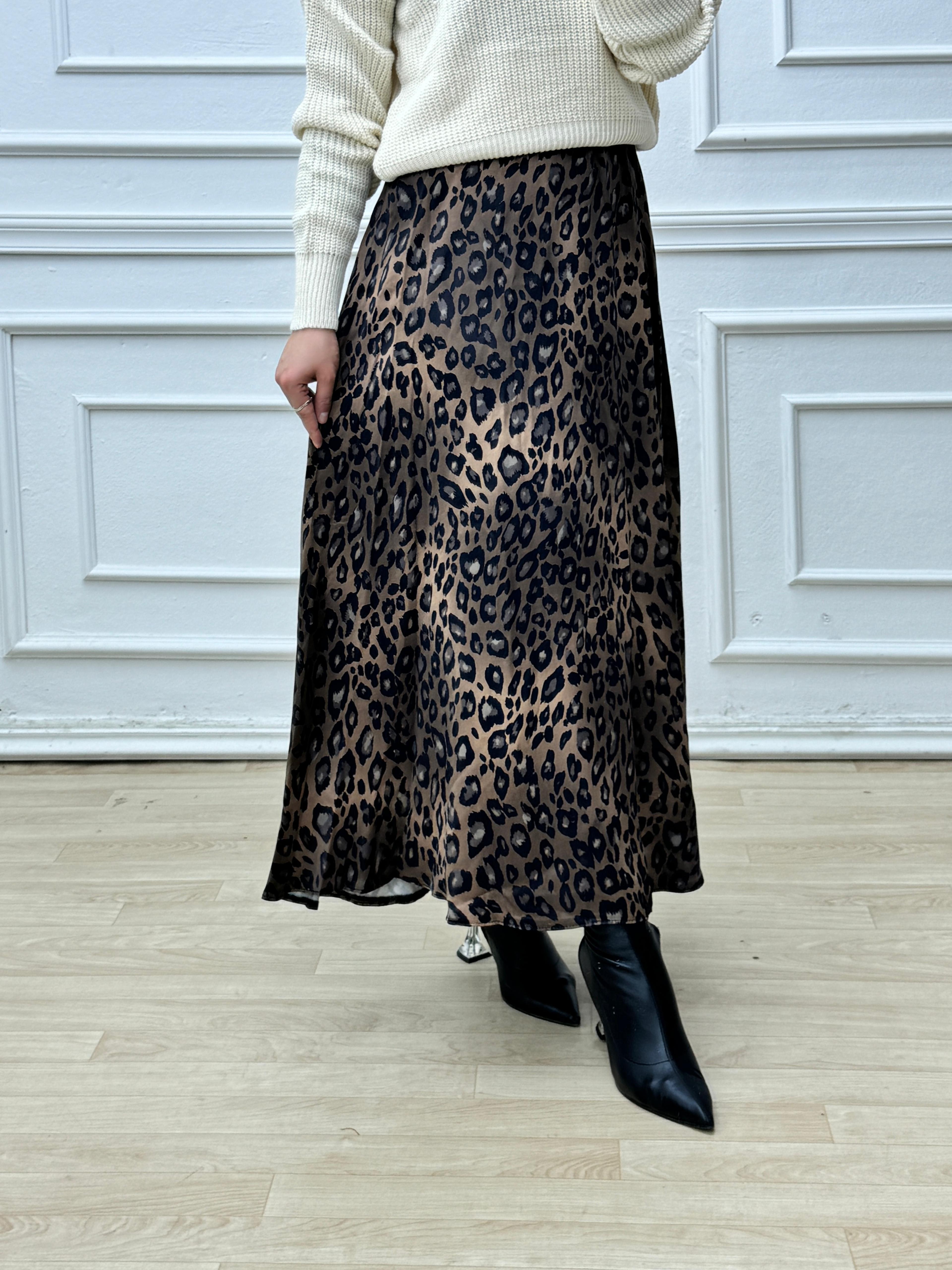 7689-Leopar Saten Etek-Siyah