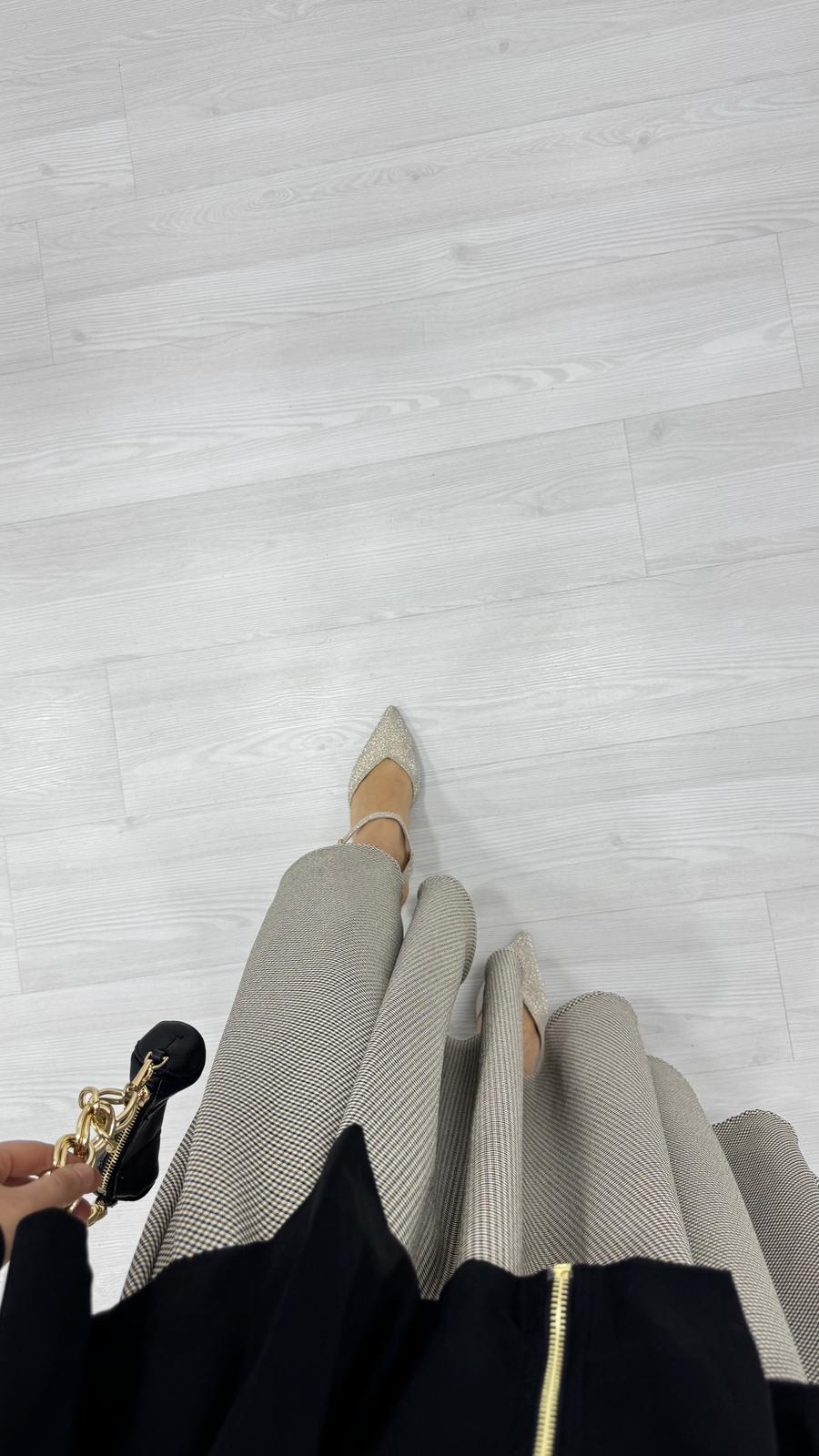 Hx5759-Larissa Etekli Takım-Siyah