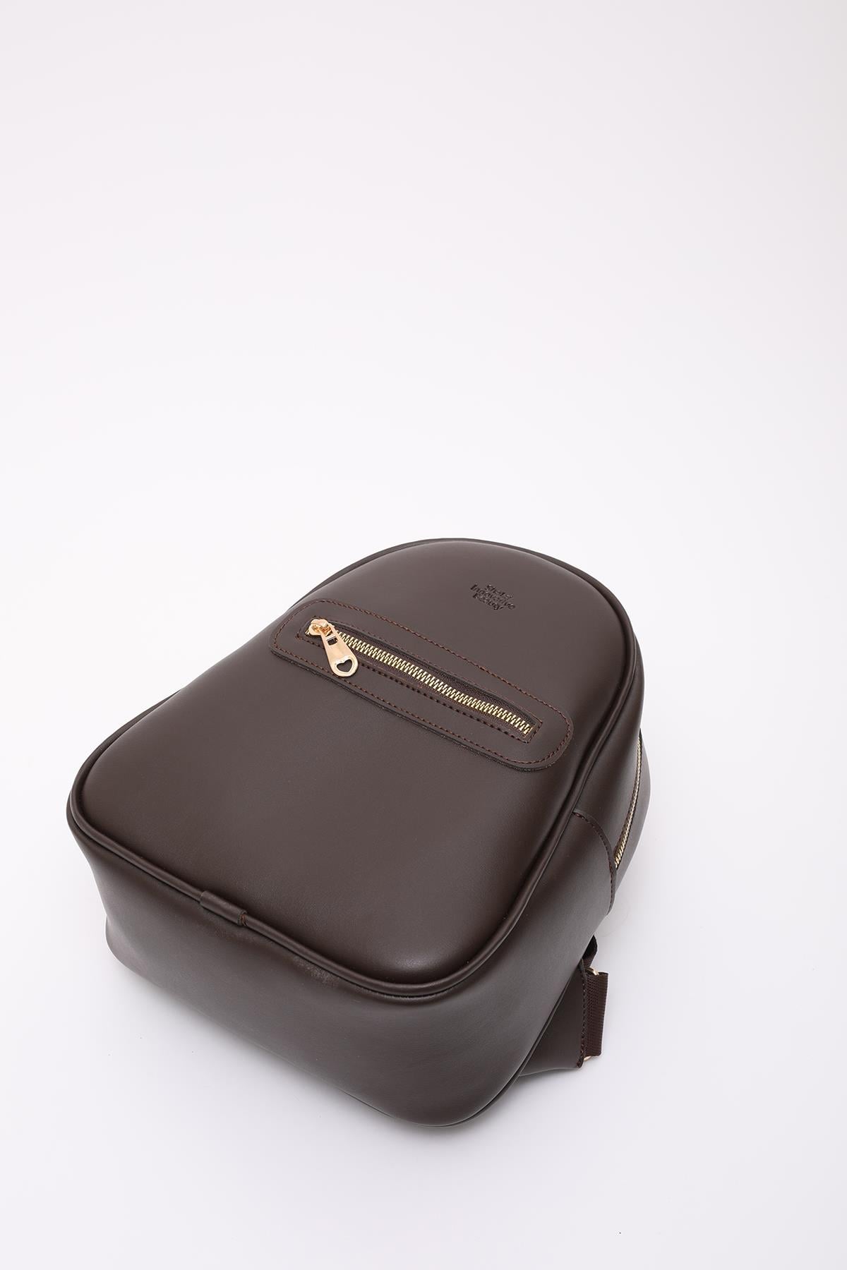 Kahve Rengi Shk200 Suni Deri 2 Bölmeli Fermuarlı Yazılı Kolon Askılı Sırt Çantası U:26 E:22 G:9 cm