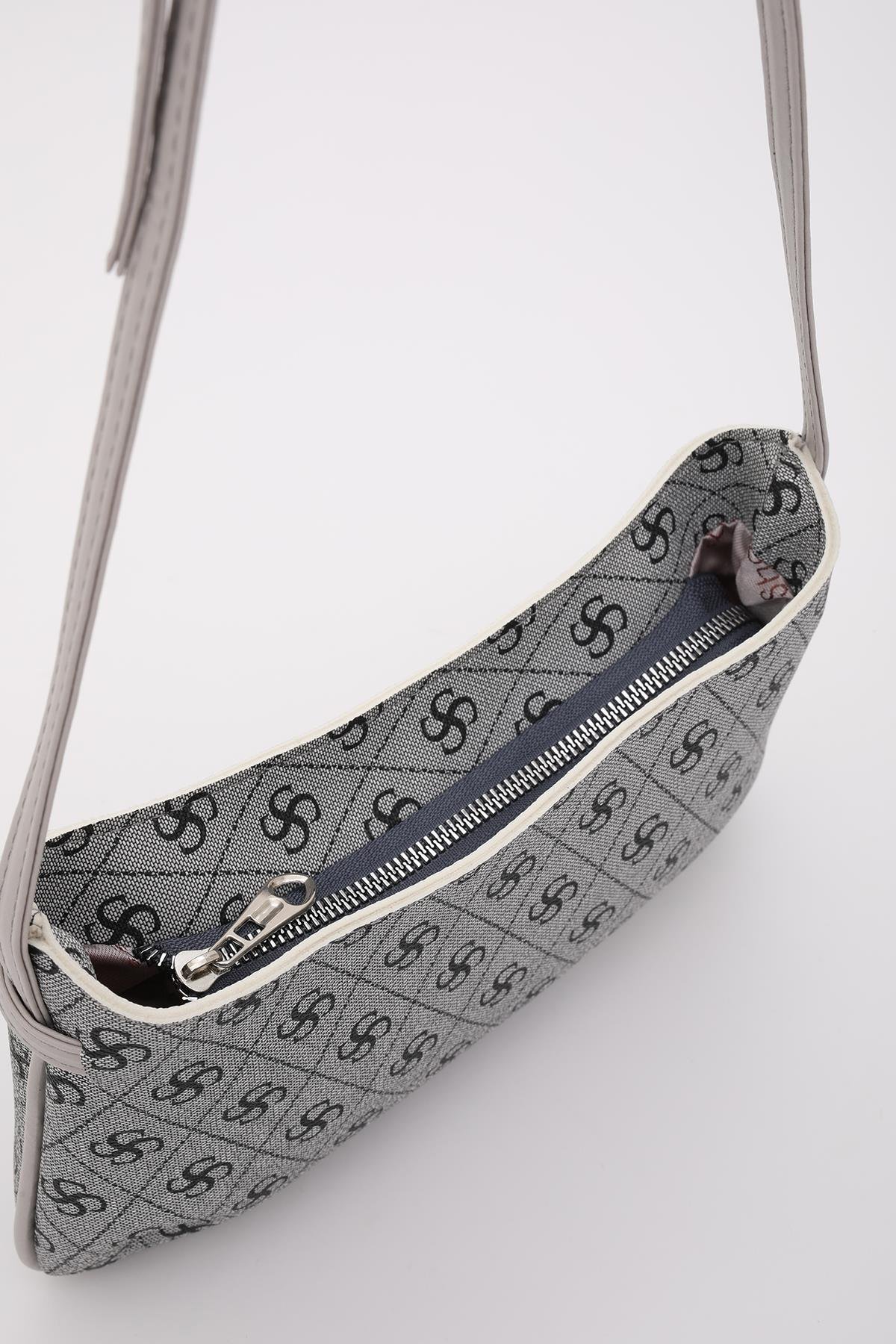Monogram Baskılı Gri Shk129 Suni Deri Astarlı Fermuarlı Ayarlanabilir Askılı El, Kol ve Omuz Çantası U:14 E:26 G:4 cm
