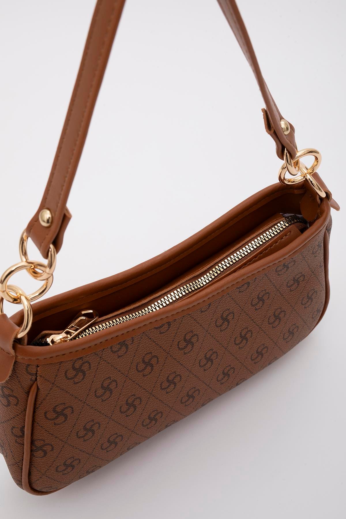 Monogram Baskılı Taba Shk113 Suni Deri Astarlı Fermuarlı Ayarlanabilir Askılı El, Kol ve Omuz Çantası U:13 E:23 G:6 cm