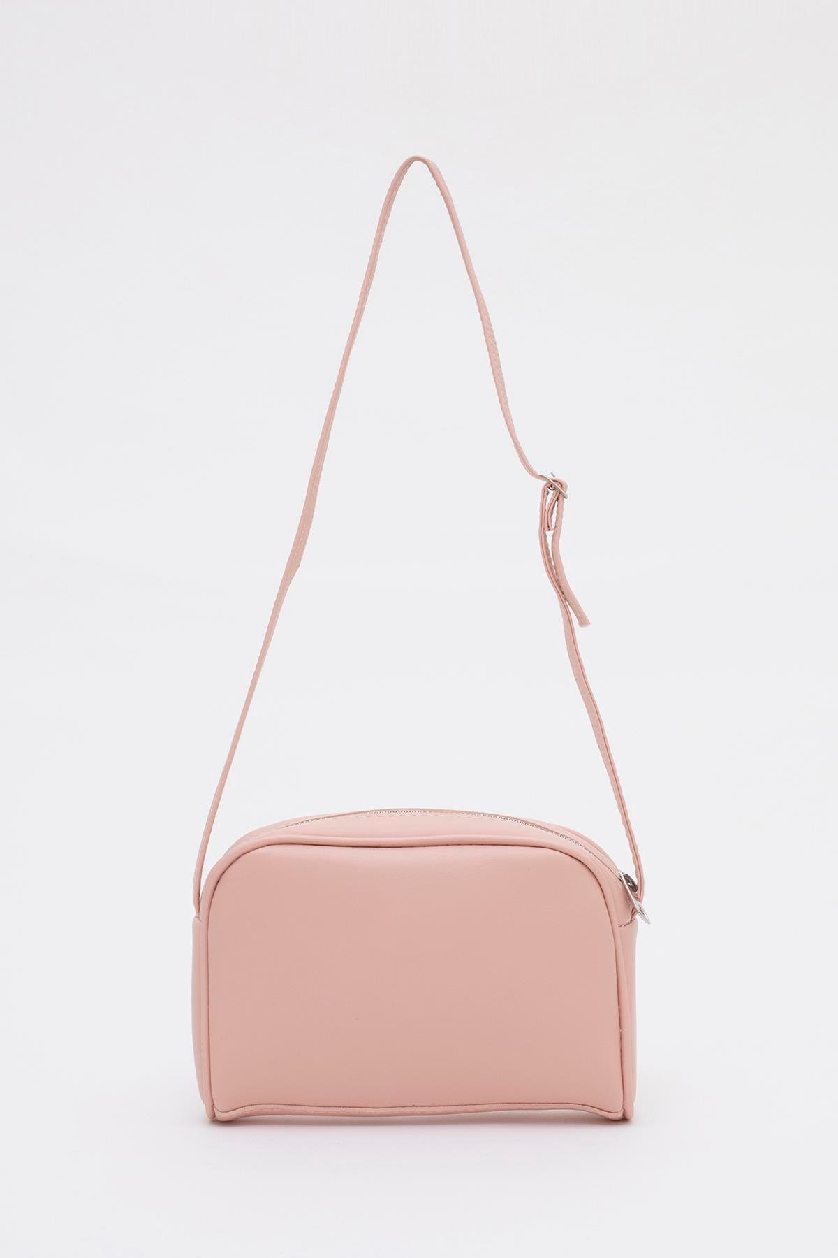 Pudra Shk25 Mini Urban Çapraz Askılı Tek Bölmeli Suni Deri Kol ve Omuz Çantası U:19 E:13 G:4 cm
