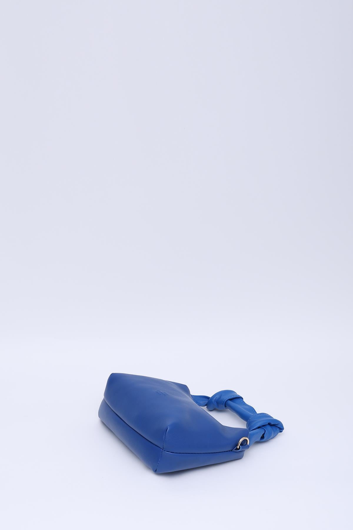 Saks Mavi Shk24 Orjinal Soft Deri Düğüm Detaylı Zincir Askılı El ve Omuz Çantası U:14 E:22 G:8 cm