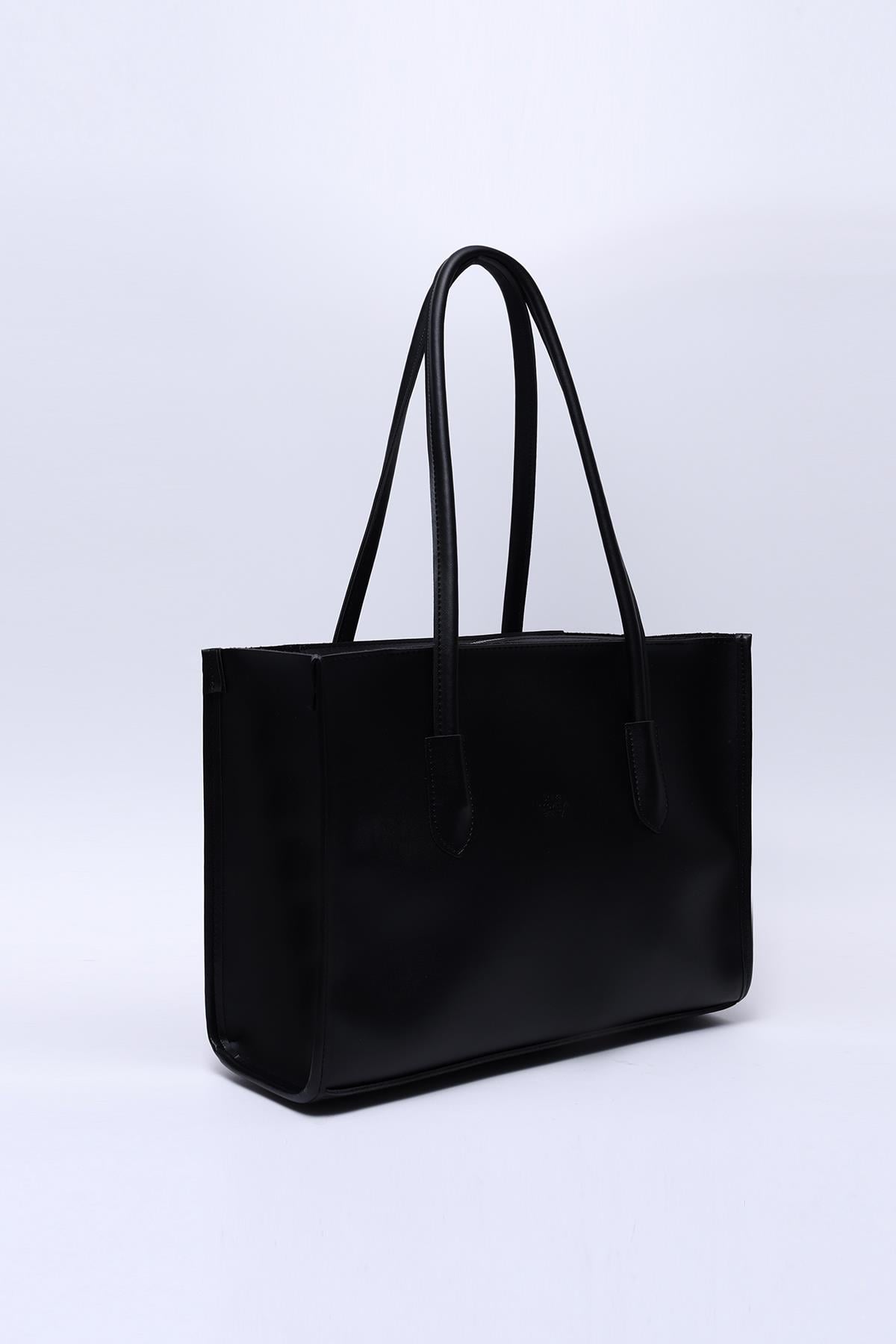 Siyah Shk173 Suni Deri, Tek Bölmeli, Fermuarlı, Makyaj Çantalı El, Kol ve Omuz Çantası U:24 E:34 G:13 Cm