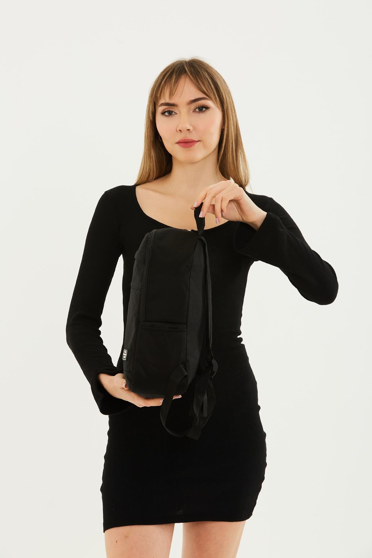 Siyah U1 Kanvas Kumaş, Fermuarlı, 5 Bölmeli ,Unisex Okul, Spor Ve Günlük Sırt Çantası