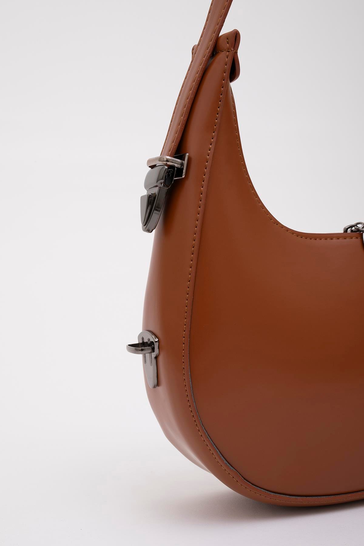 Taba Shk110 Özel Ayarlanabilir Askılı Fermuarlı El, Kol ve Omuz Çantası U:17 E:27 G:7 cm