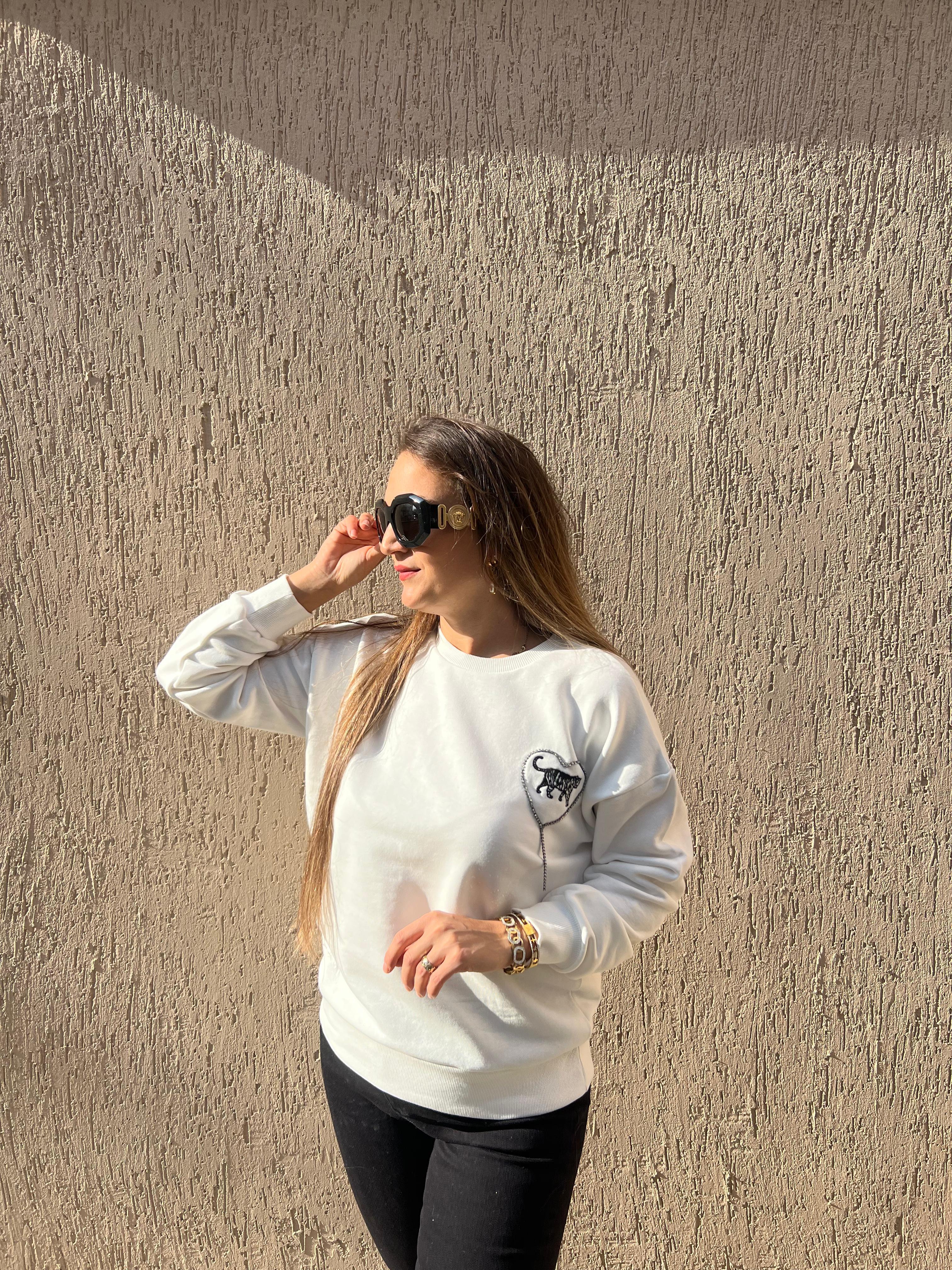 Beyaz kaplanlı sweat
