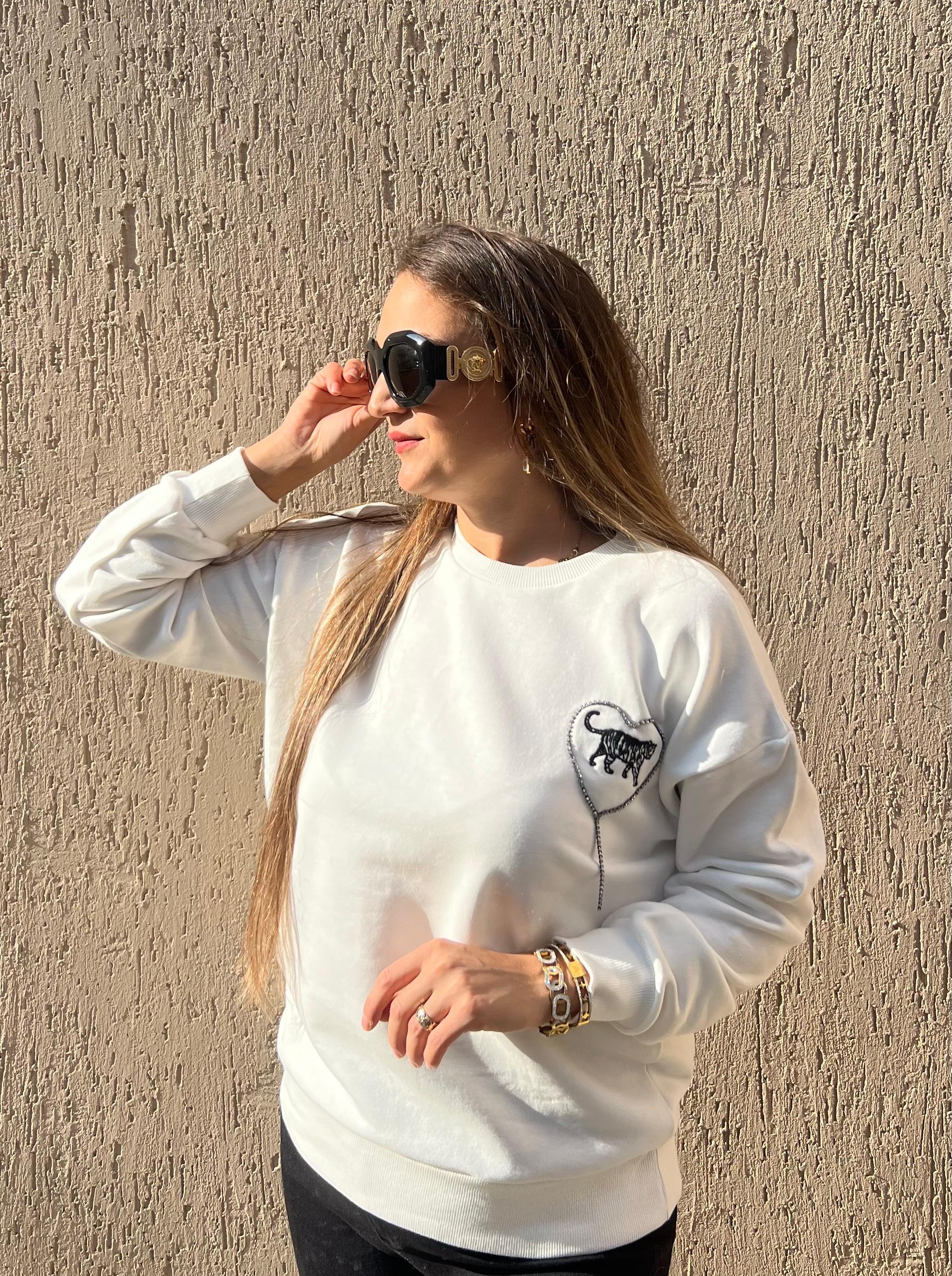 Beyaz kaplanlı sweat