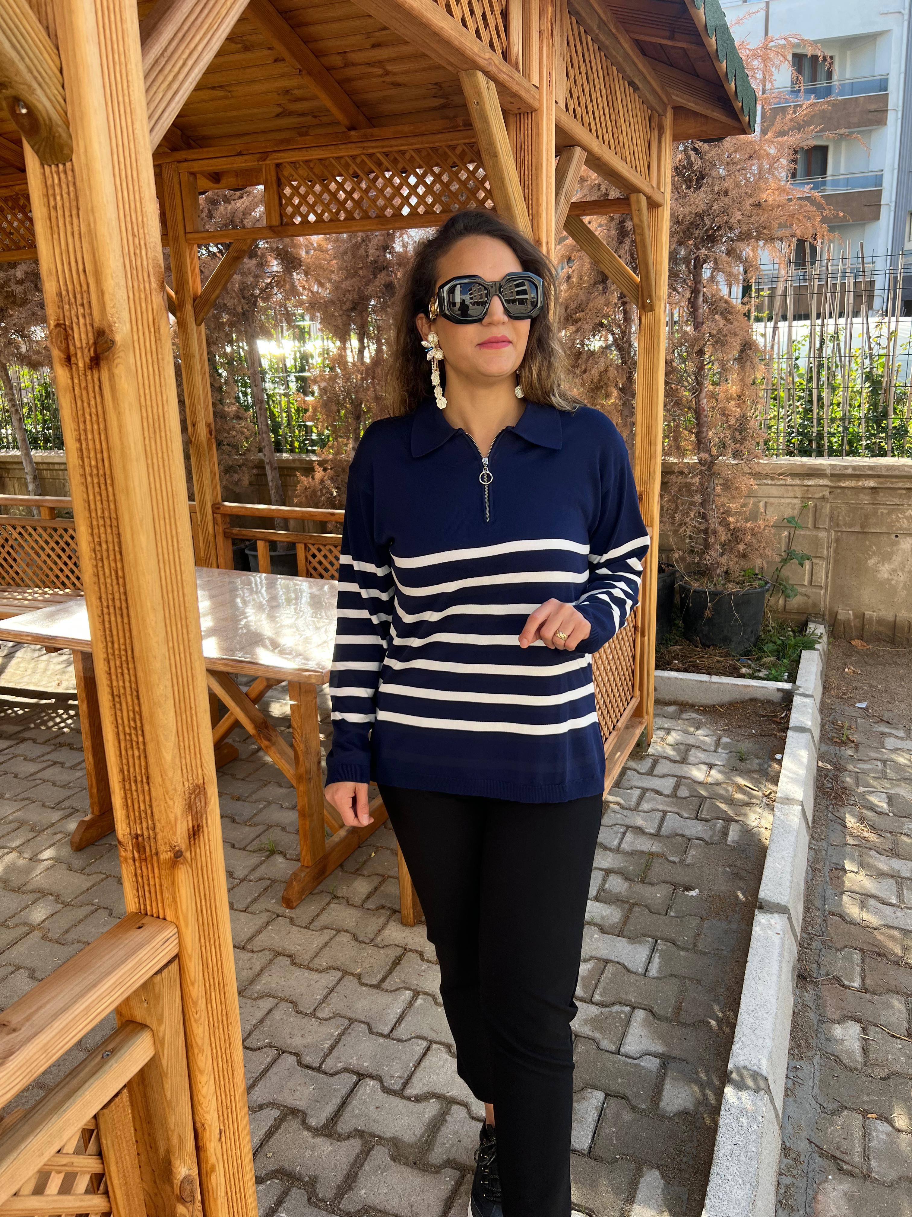 FERMUARLI TRİKO LACİVERT BEYAZ 