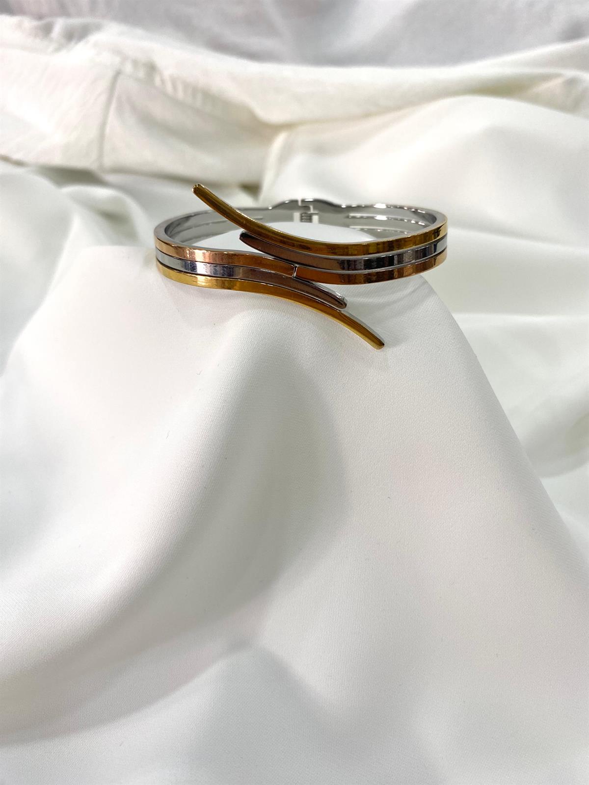 ÜÇ RENK GEÇİRMELİ ÇELİK KELEPÇE