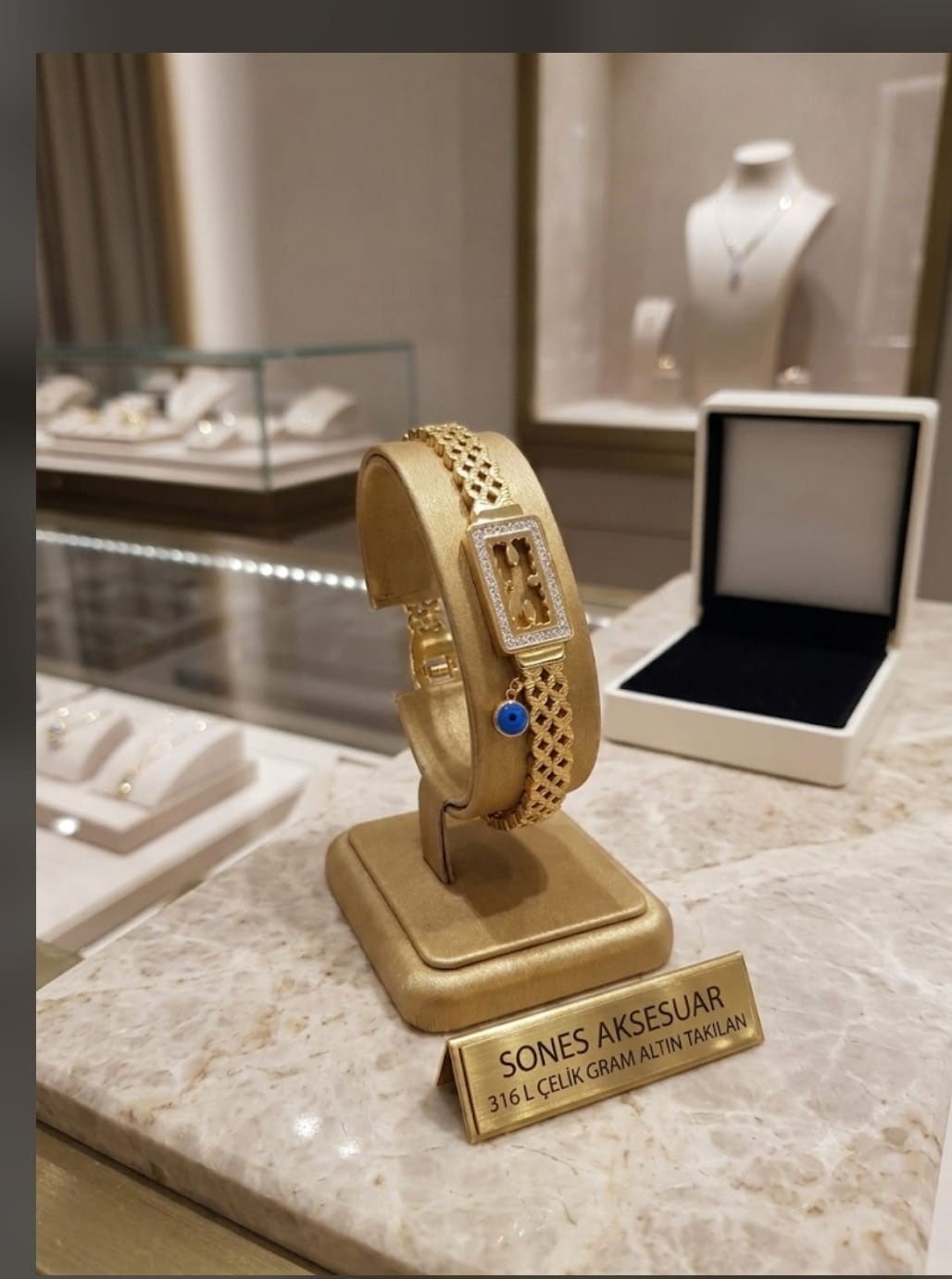 Gram Altın1 Gold Kadın Çelik KelepçeGram Altın1 Gold Kadın Çelik Kelepçe  Zarif ve Modern Tasarım