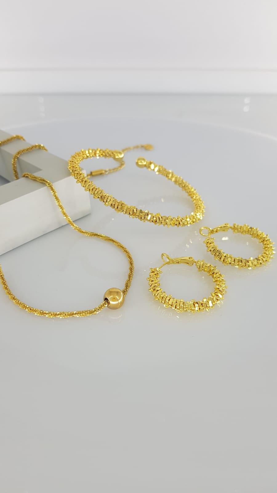Işıltılı Gold Çelik Takı Seti 347Işıltılı Gold Çelik Takı Seti 347 kararmaz Doğumgünü Özel gün Hediye 