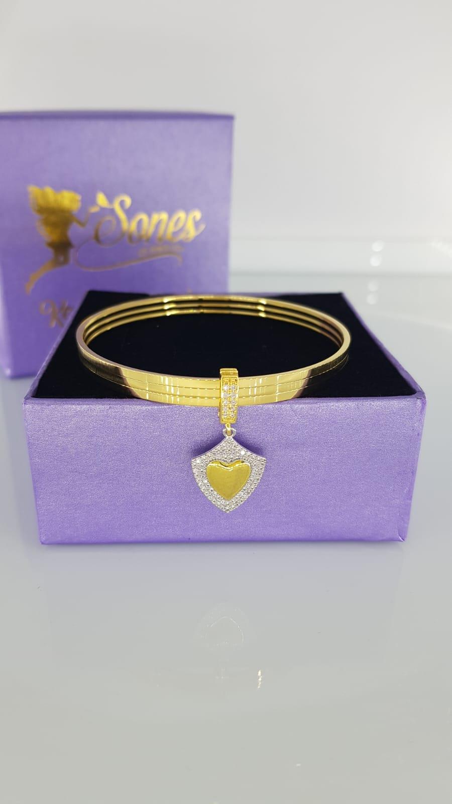 Kalpli Charm Çelik BilezikKalpli Charm Çelik Bilezik