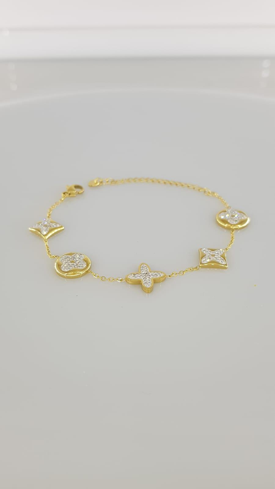 Marka Trend Gold Çelik BileklikMarka Trend Gold Çelik Bileklik kararmaz solmaz antialerjik hediye doğumgünü anneme hediye bayram takı