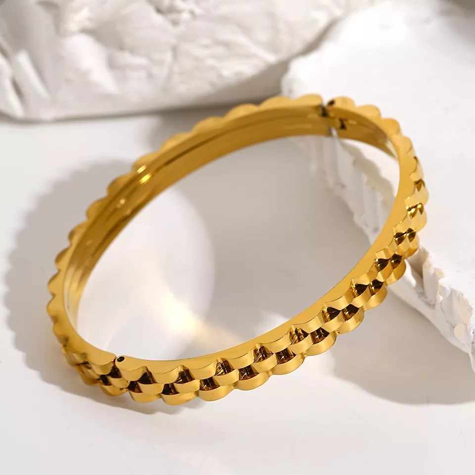 Roxxel Gold Kadın Çelik KelepçeRoxxel Gold Kadın Çelik Kelepçe  Zarif ve Modern Tasarım