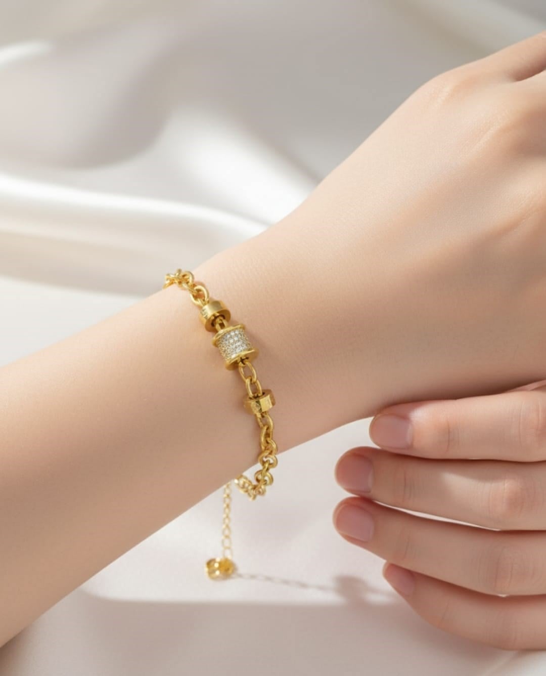 Sns403395Marka Çelik Bileklik