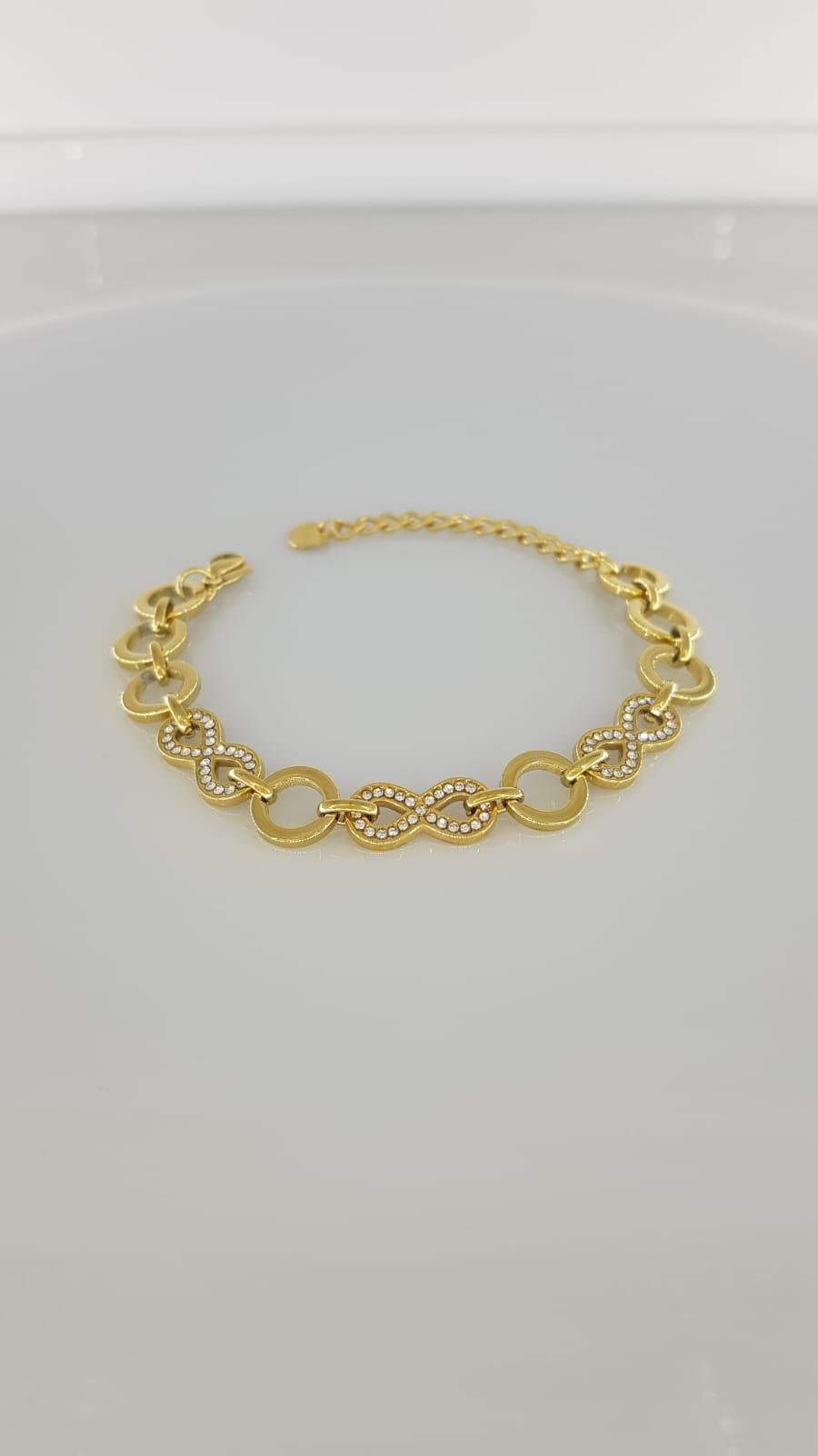Sonsuzluk Gold Çelik BileklikSonsuzluk Gold Çelik Bileklik  kararmaz solmaz antialerjik hediye doğumgünü anneme hediye bayram takı