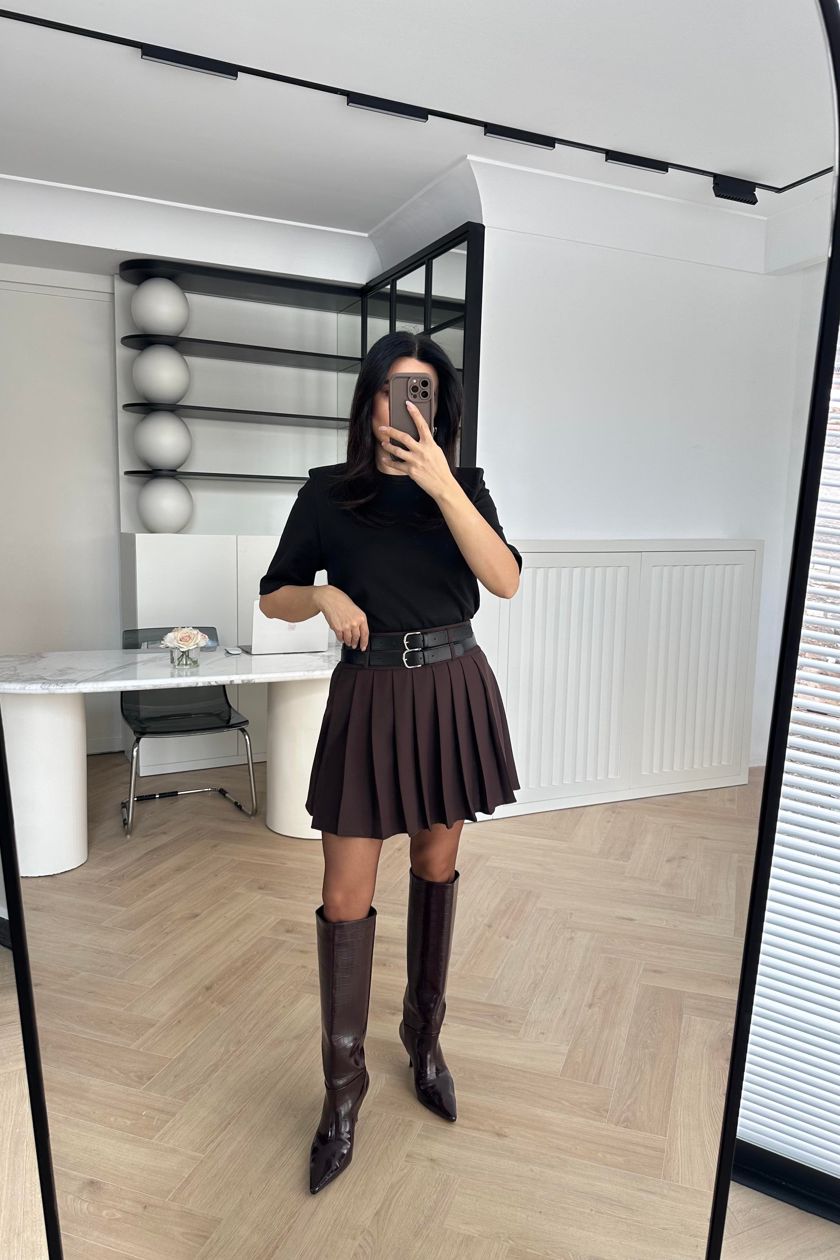 Acı Kahve Çift Kemerli Pileli Etek