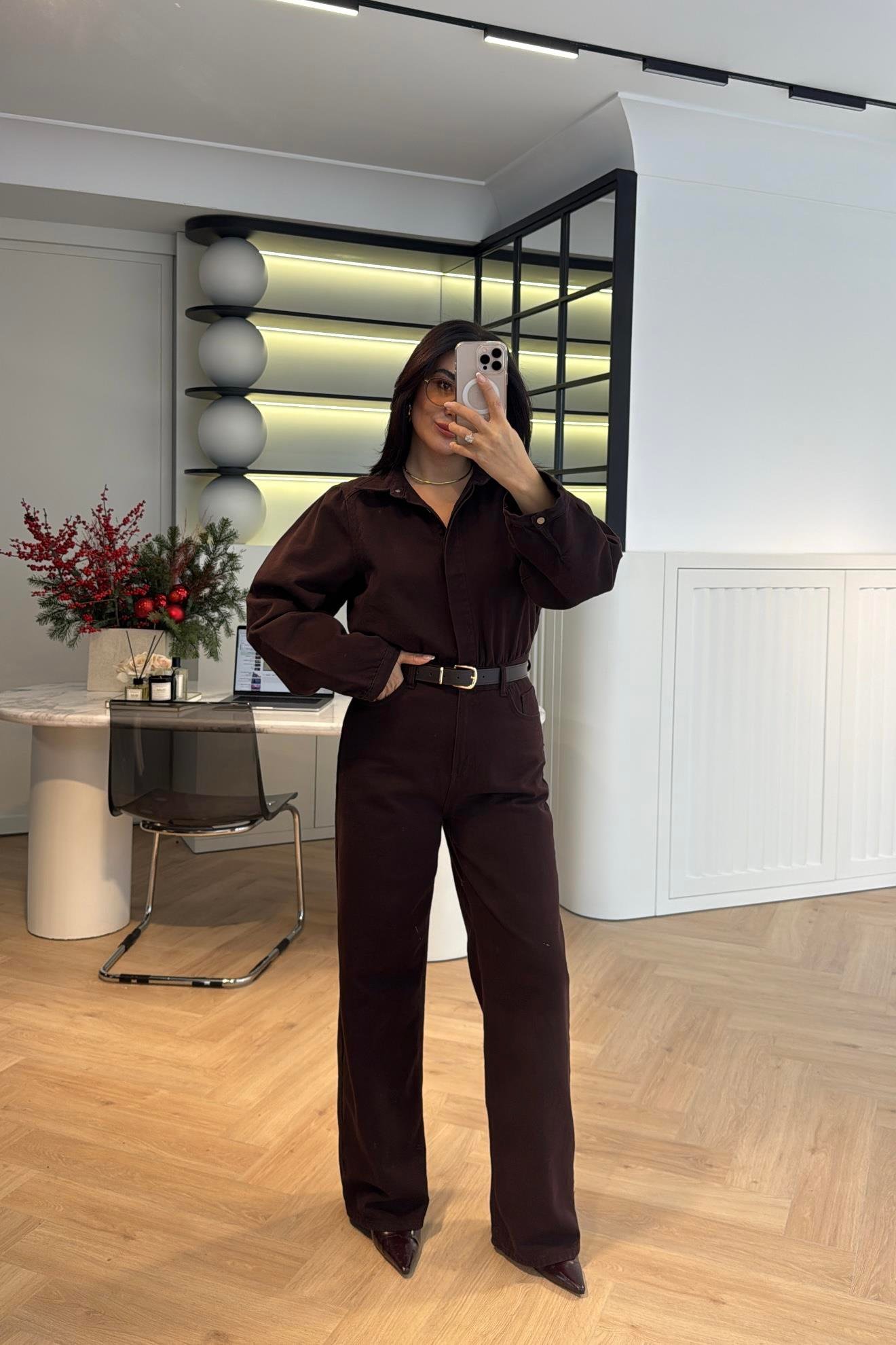 ACI KAHVE KEMER DETAYLI DENİM TULUM