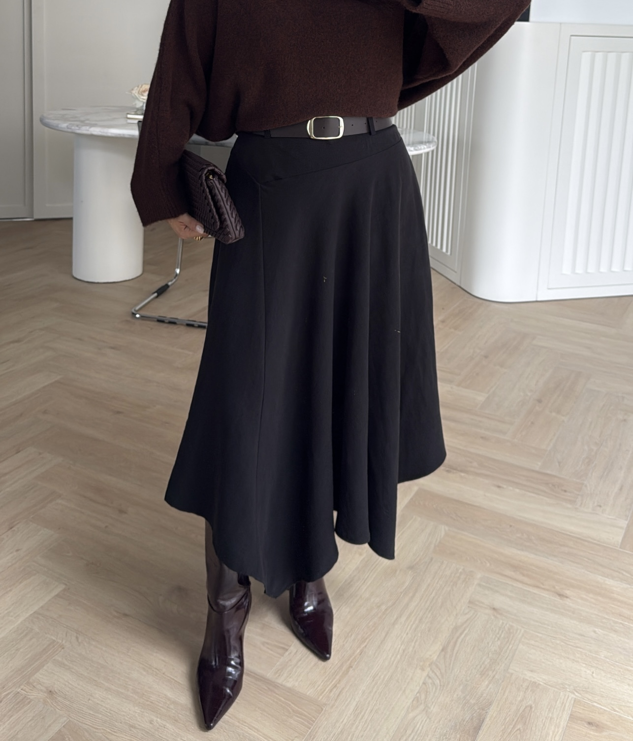 ASİMETRİK KESİM KEMERLİ ETEK SİYAH 