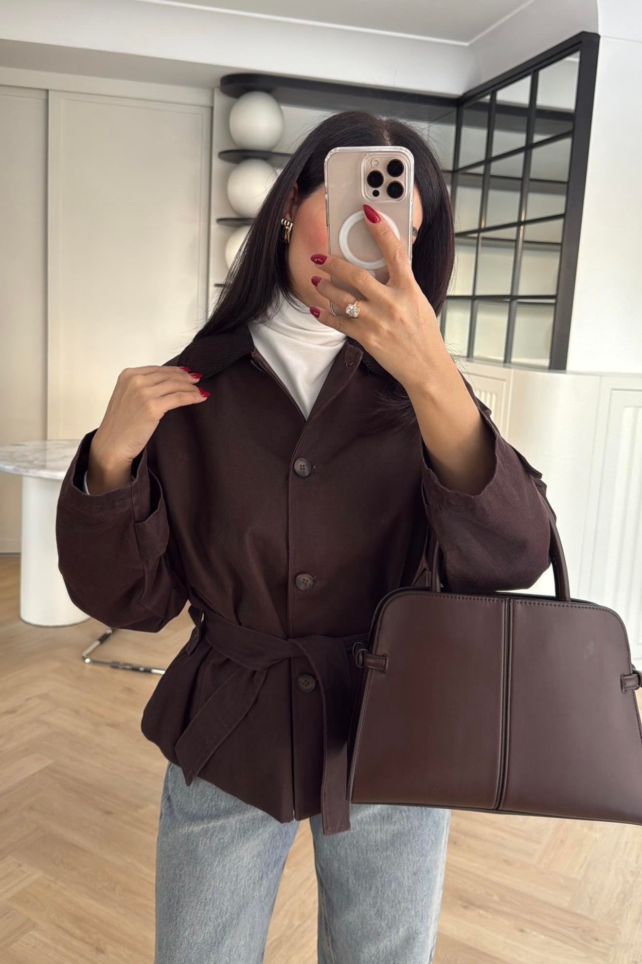 ASTARLI KADİFE YAKALI KAHVERENGİ TRENÇKOT